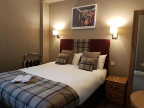 Hotels in Mauchline